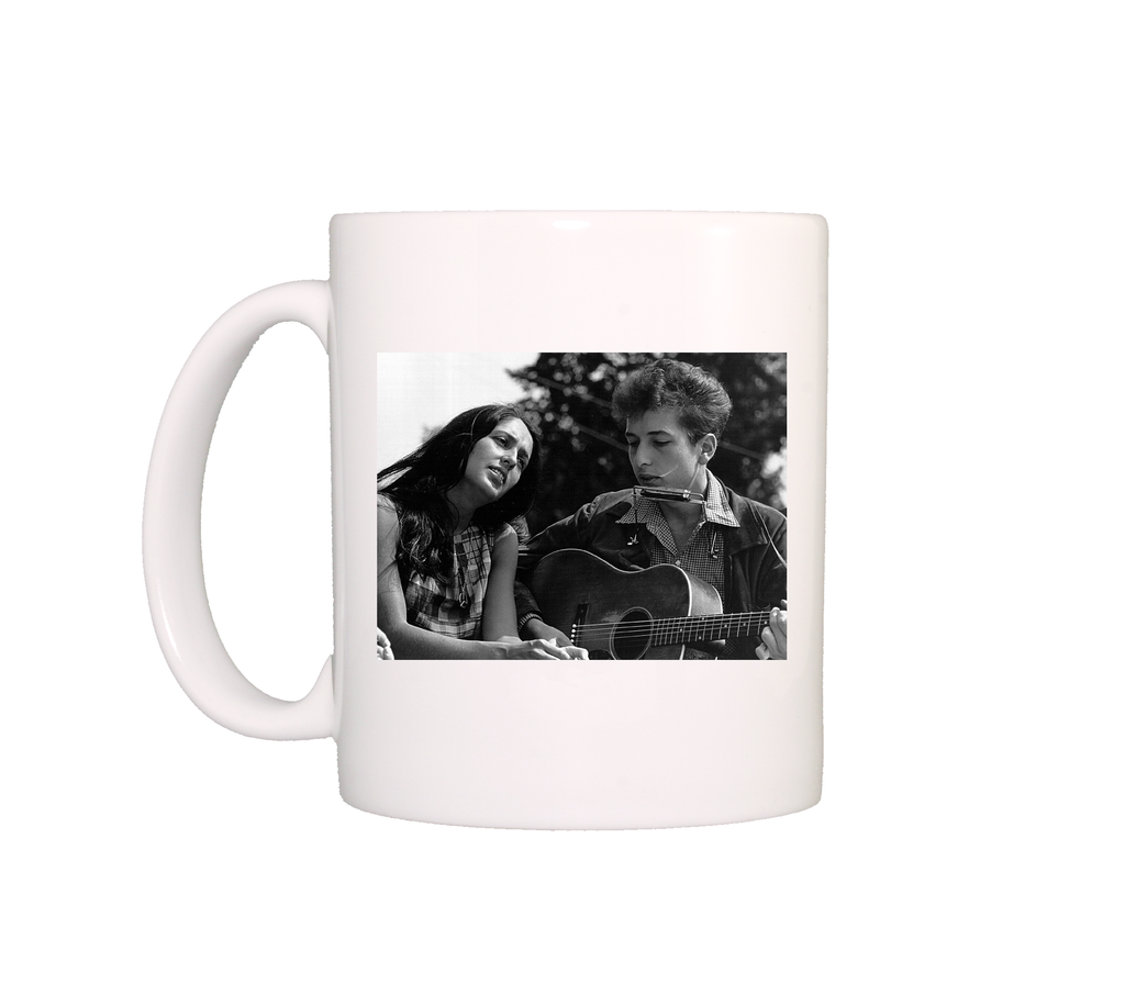 mug Joan Baez et Bob Dylan